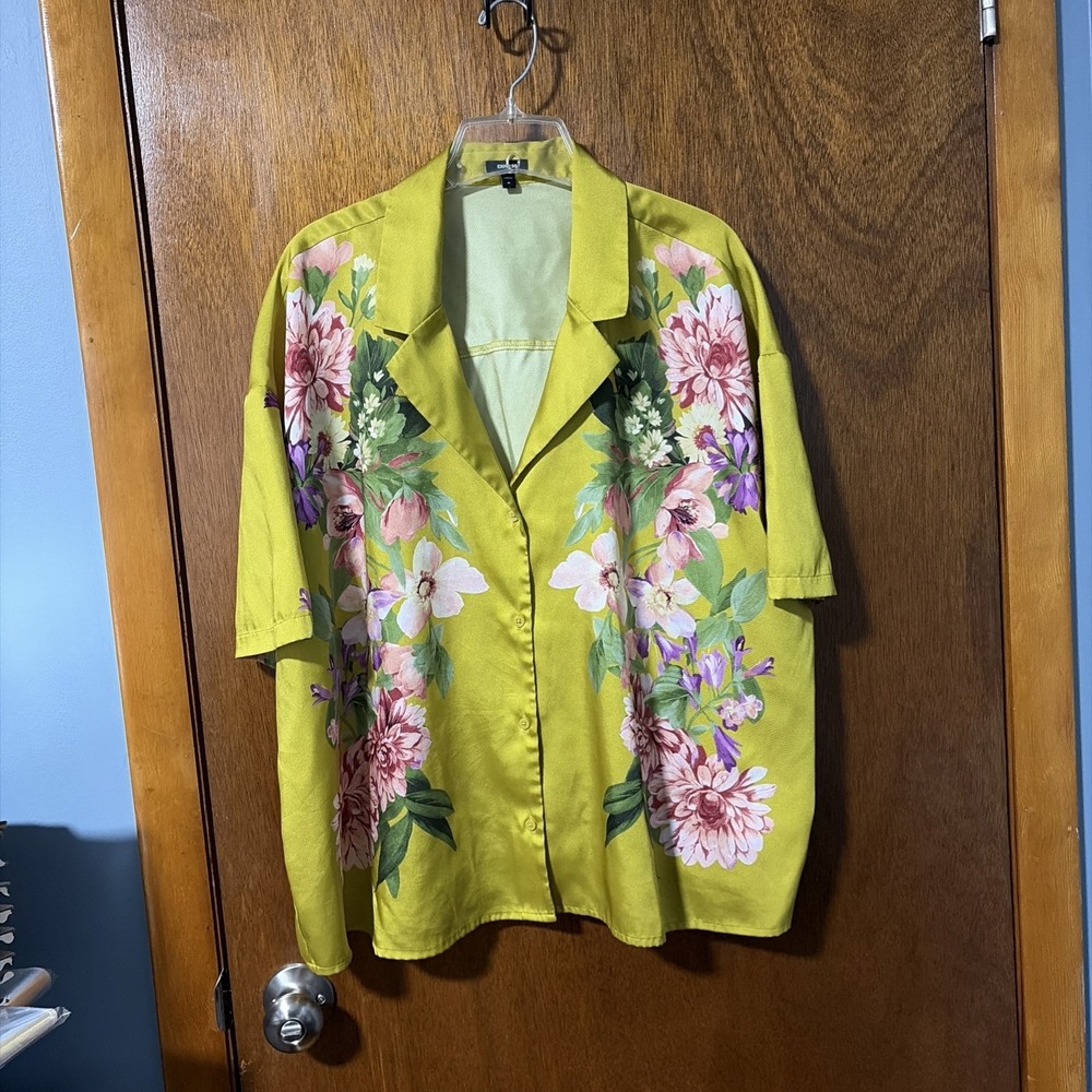 Express Yellow Green Portofino Botanical Blouse Floral Satin Top Womens XL